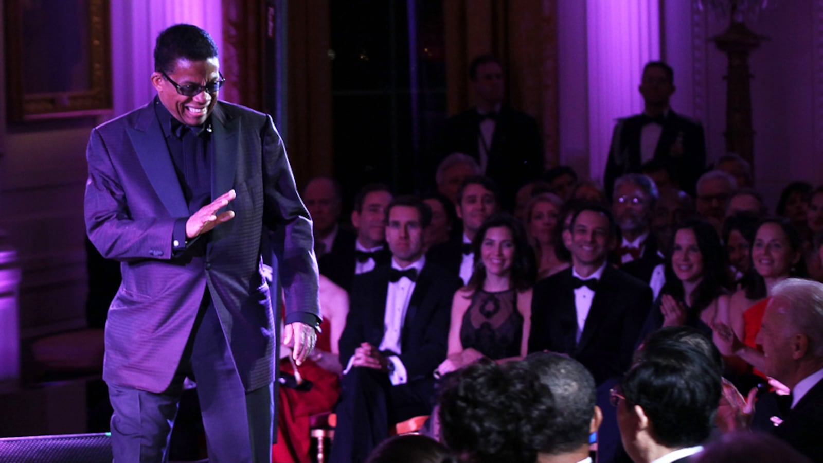 galleries/2011/01/19/hu-jintao-visits-the-u-s/hu-jintao-visit---signing_oddxox