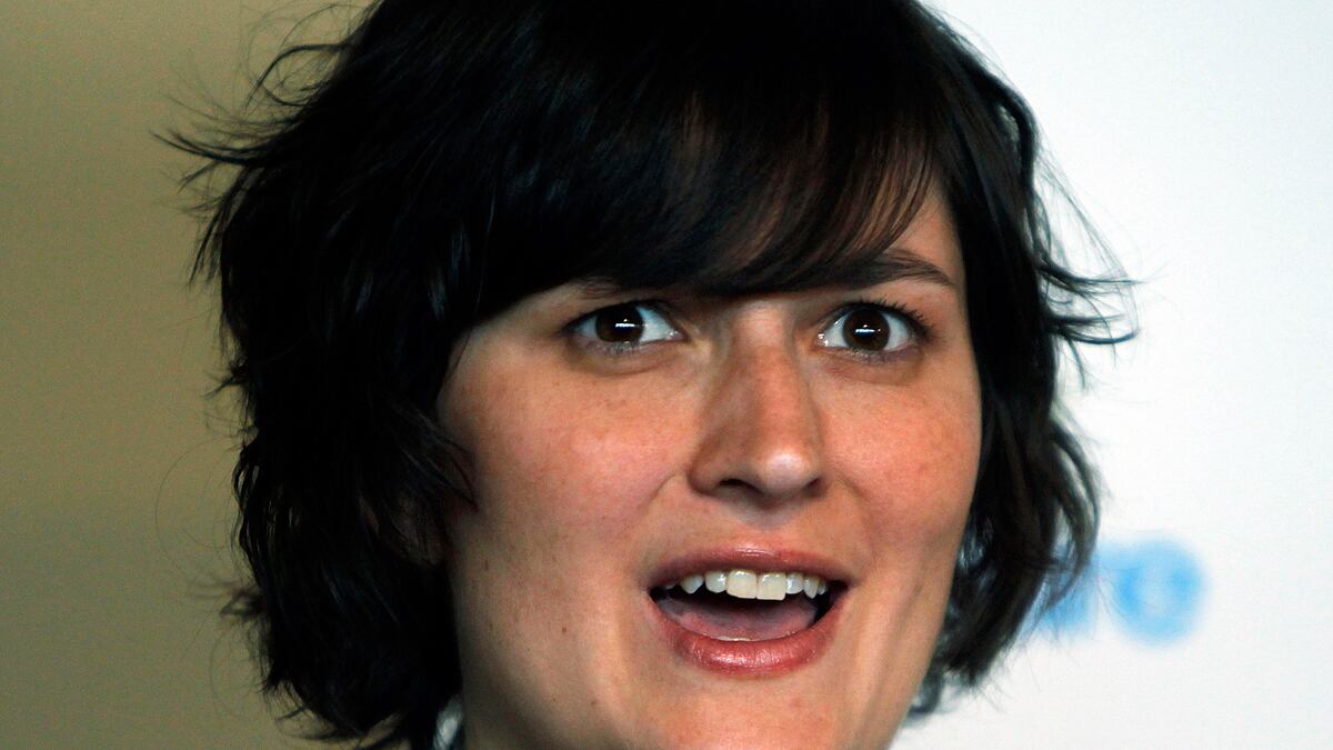 cheats/2012/04/26/fox-news-anchor-disses-fluke/sandra-fluke-engaged-crowley-cheat_kw4fou