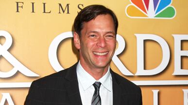 articles/2010/11/10/jeff-gaspin-out-at-nbc/lauria-jeff-gaspin_140352_g1oupi