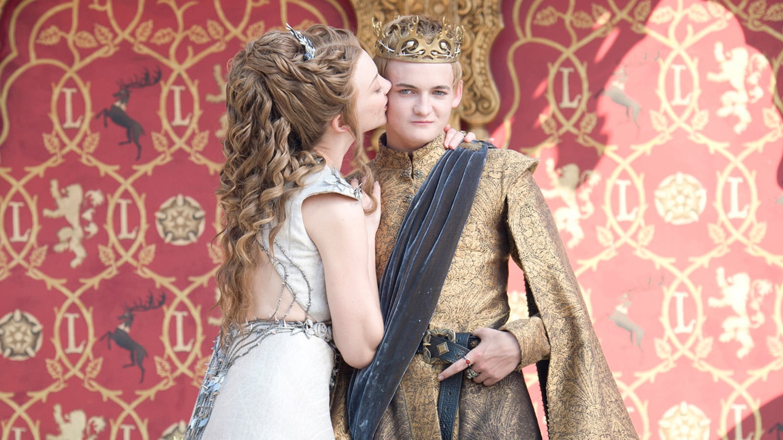 articles/2014/04/13/game-of-thrones-the-lion-and-the-rose-joffrey-s-demented-chaotic-royal-wedding/140411-romano-thrones-tease_bmuyxq