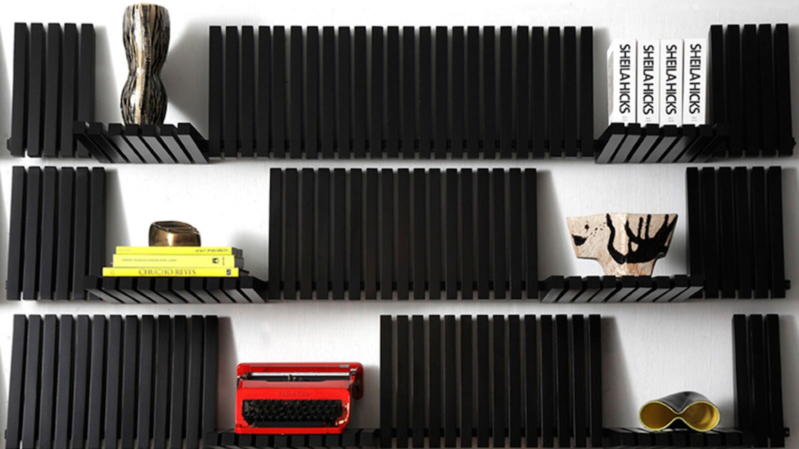 articles/2013/05/09/sebastian-errazuriz-at-cristina-grajales-is-the-daily-pic-by-blake-gopnik/errazuriz-daily-pic_zsrunj