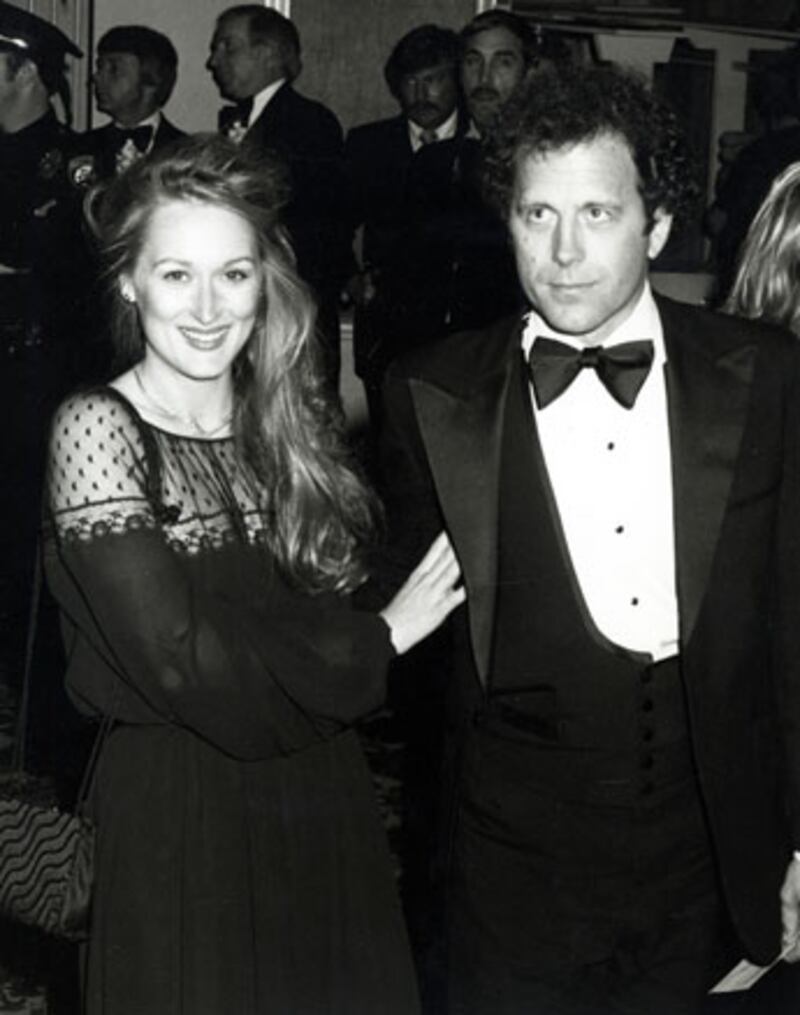 galleries/2010/03/04/meryl-streep-s-oscars/meryl-oscars---1979_kckf7t