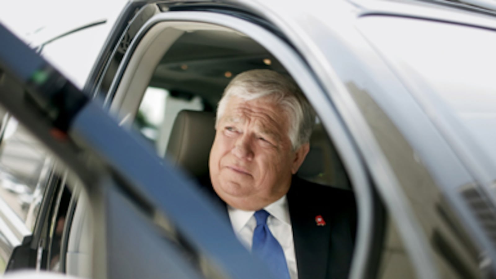 articles/2011/04/26/haley-barbour-not-enough-fire-in-the-belly-to-run-for-president-in-2012/grove-haley-barbour-1_175359_pc4kuc