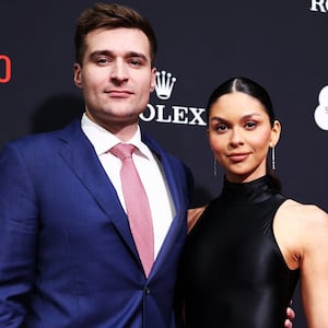 Alex Brueswitz, Carolina Urrea