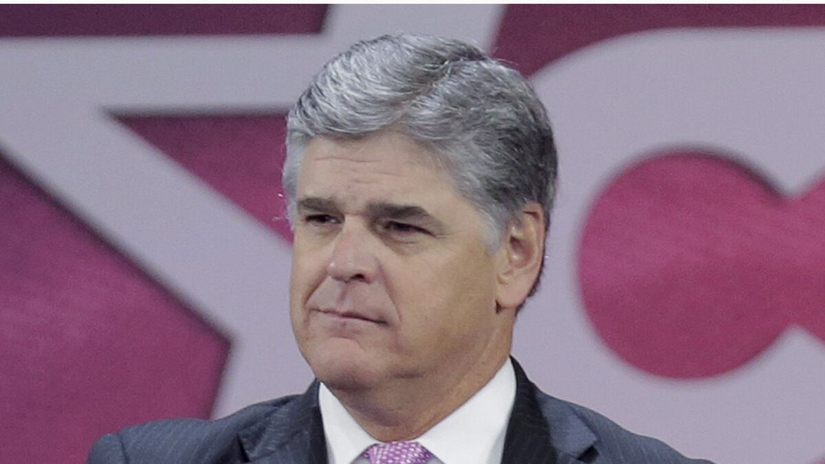 cheats/2016/08/22/sean-hannity-informally-advising-trump/160822-hannity_pgthld