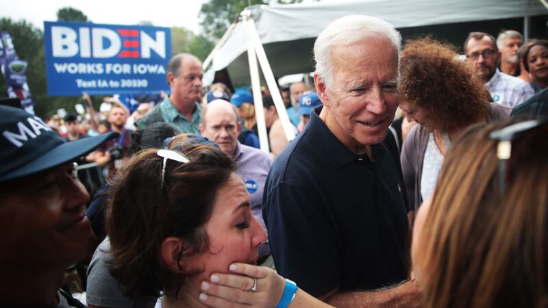 190922-hannah-dems-iowa-embed_c230ll