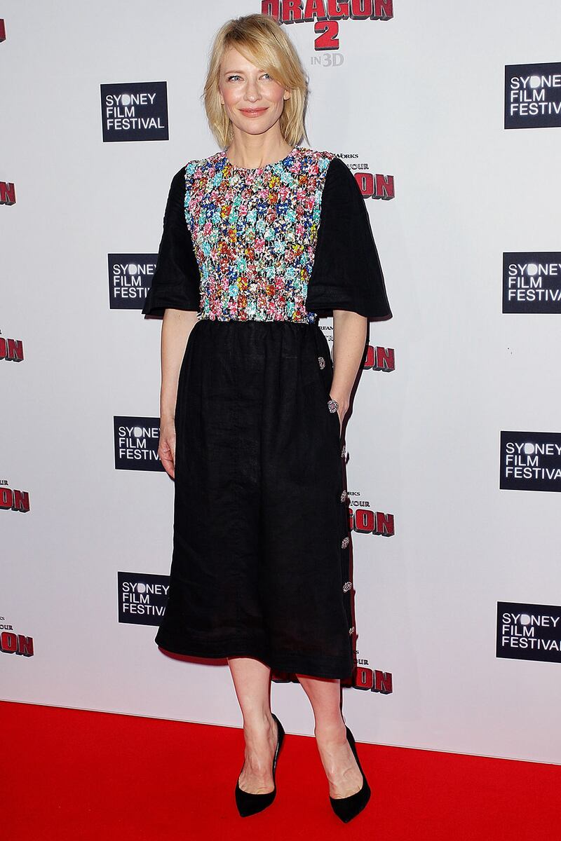 galleries/2014/06/13/mindy-kaling-jessica-biel-and-more-best-and-worst-dressed-of-the-week/140612-fashion-best-worst-01_bte2h0