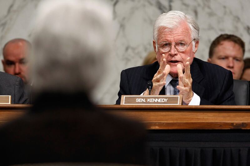 galleries/2009/08/26/teddy-s-final-days/ted-kennedy-final-days-12_tivxa0