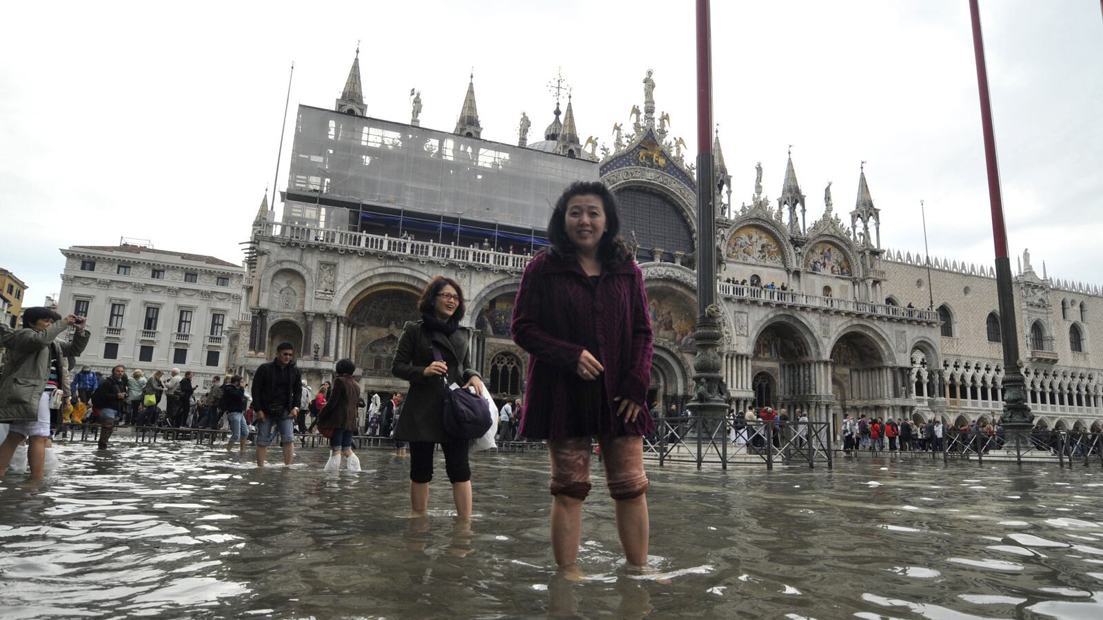 cheats/2012/11/28/u-n-sea-levels-rising-60-faster/sea-levels-rising-fast-than-expected-cheat_lxmflw