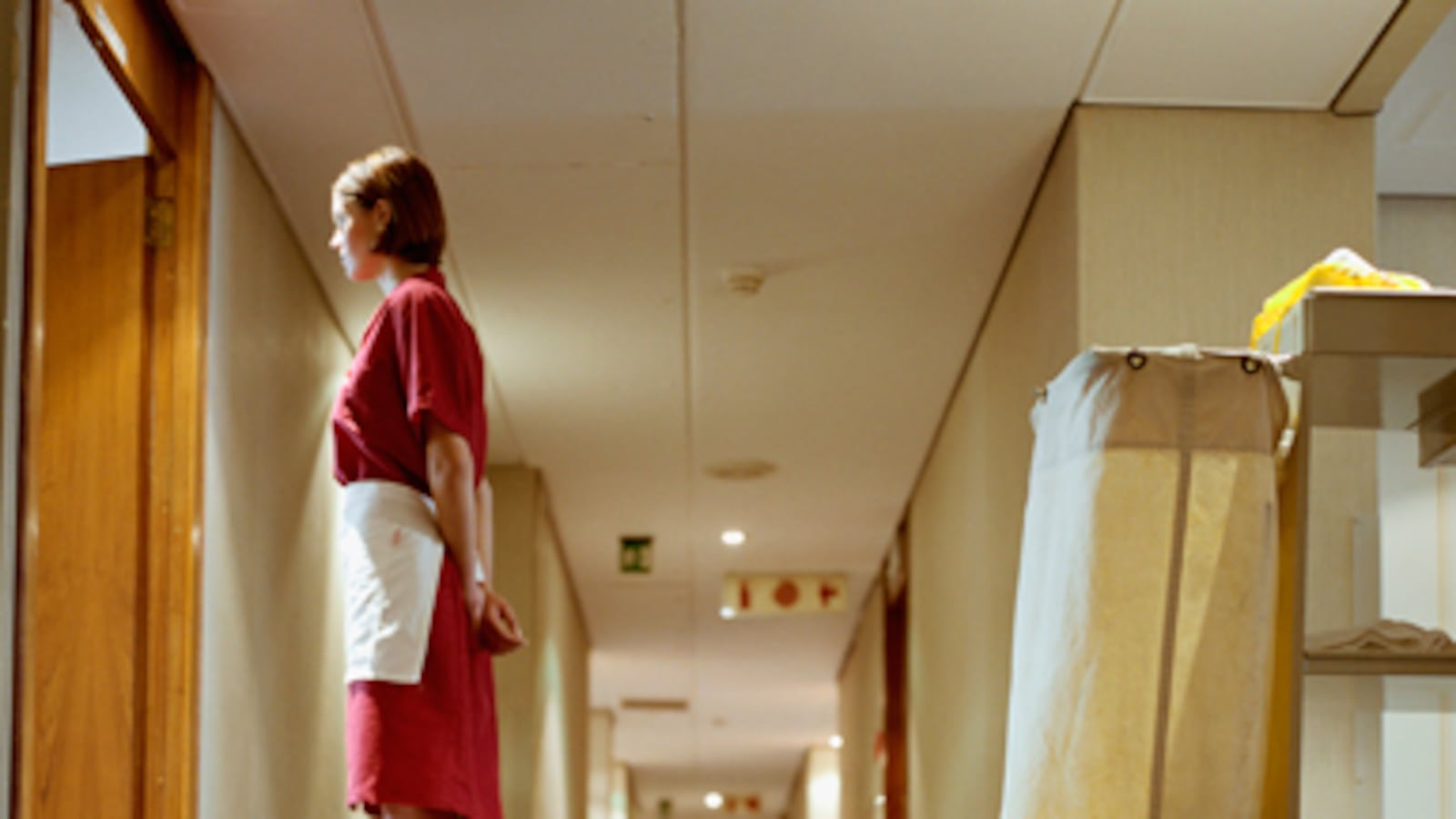 articles/2011/05/20/dominique-strauss-kahns-accuser-the-dangerous-life-of-a-hotel-maid/hotel-maids_181504_qlpxx0