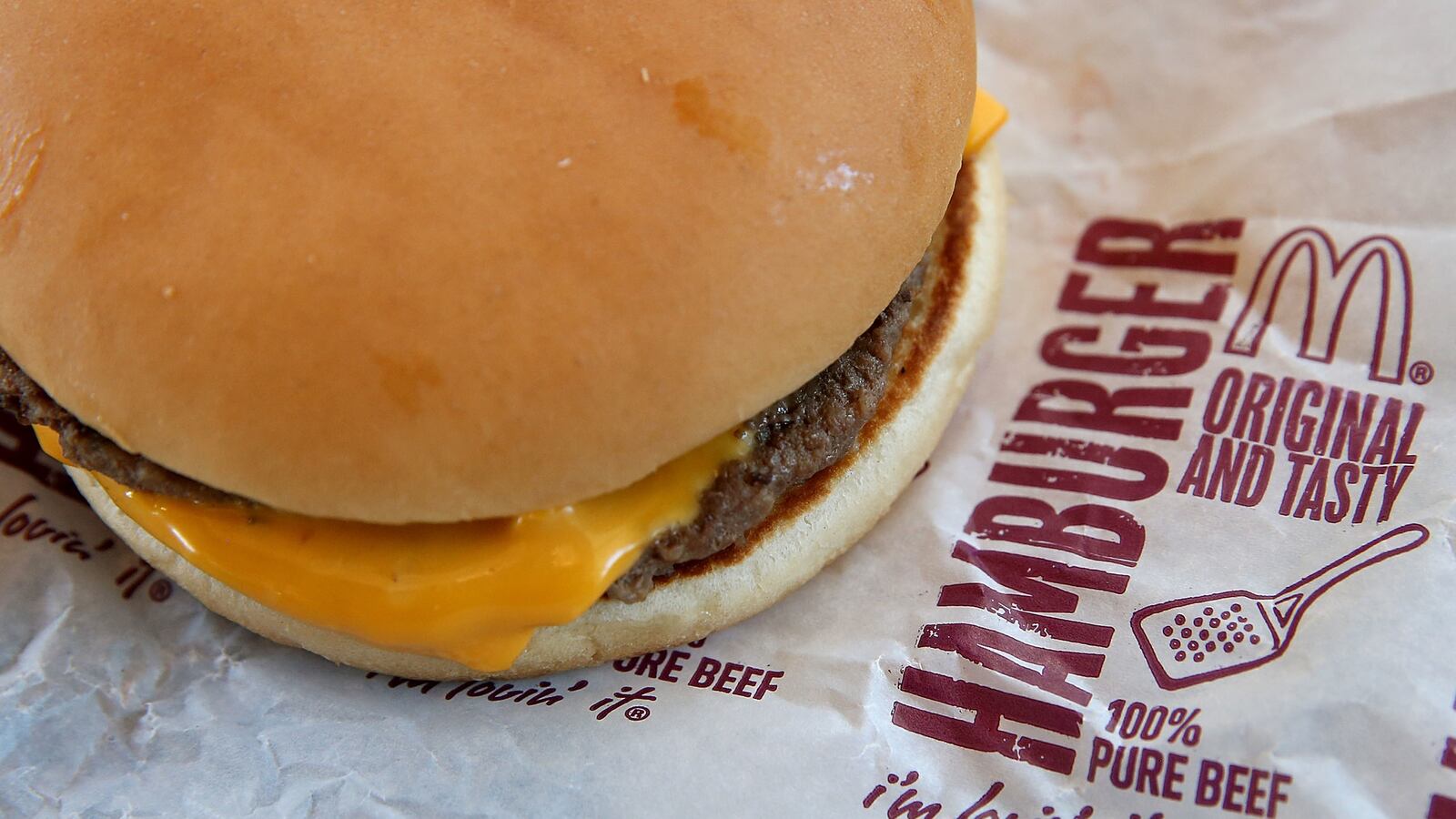 cheats/2014/07/03/mcdonalds-voted-worst-burger/140703-hamburger-cheat_kaqunm