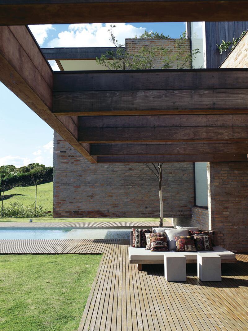 galleries/2014/06/06/omg-i-want-this-house-quinta-da-baroneza-brazil/140721-omg-casa-gal02_xnqged