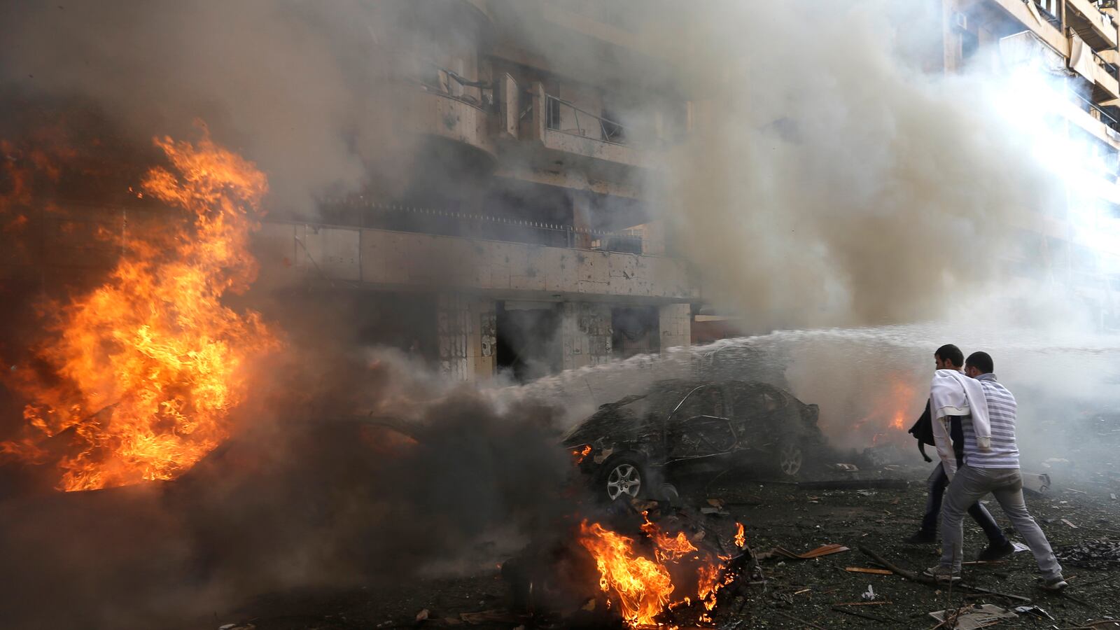 articles/2013/11/19/video-chaotic-aftermath-of-beirut-twin-bombings/131119-beirut-cheat_rh3zz5