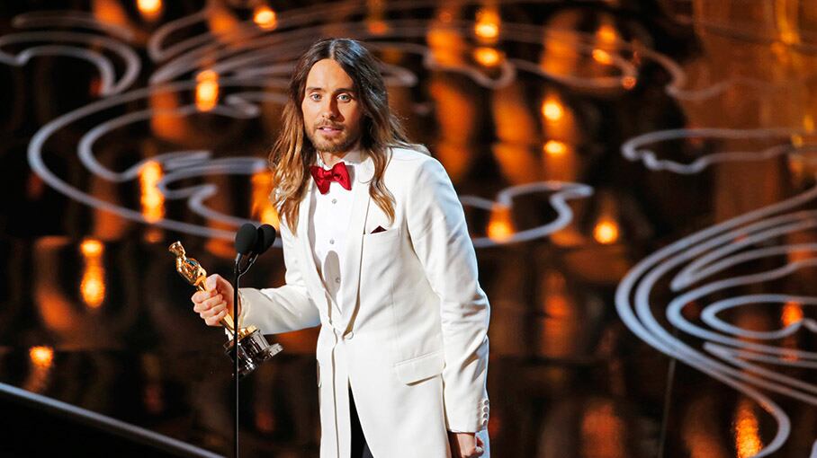 articles/2014/12/08/new-alpha-jared-leto/141202-lenovo-leto-tease_f0efdw