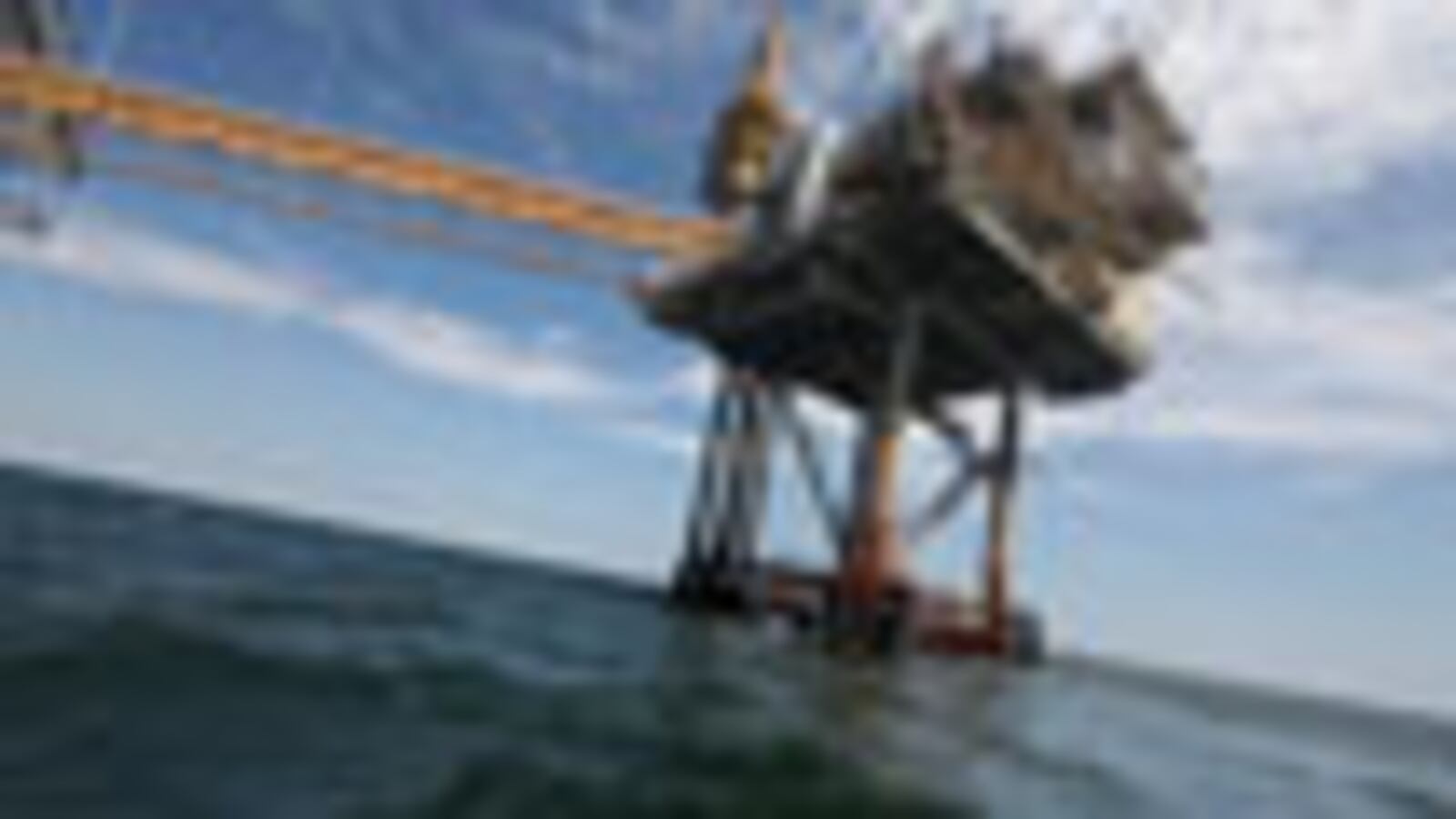 cheats/2010/04/28/coast-guard-to-set-oil-spill-on-fire/oil-explosion_dkprex
