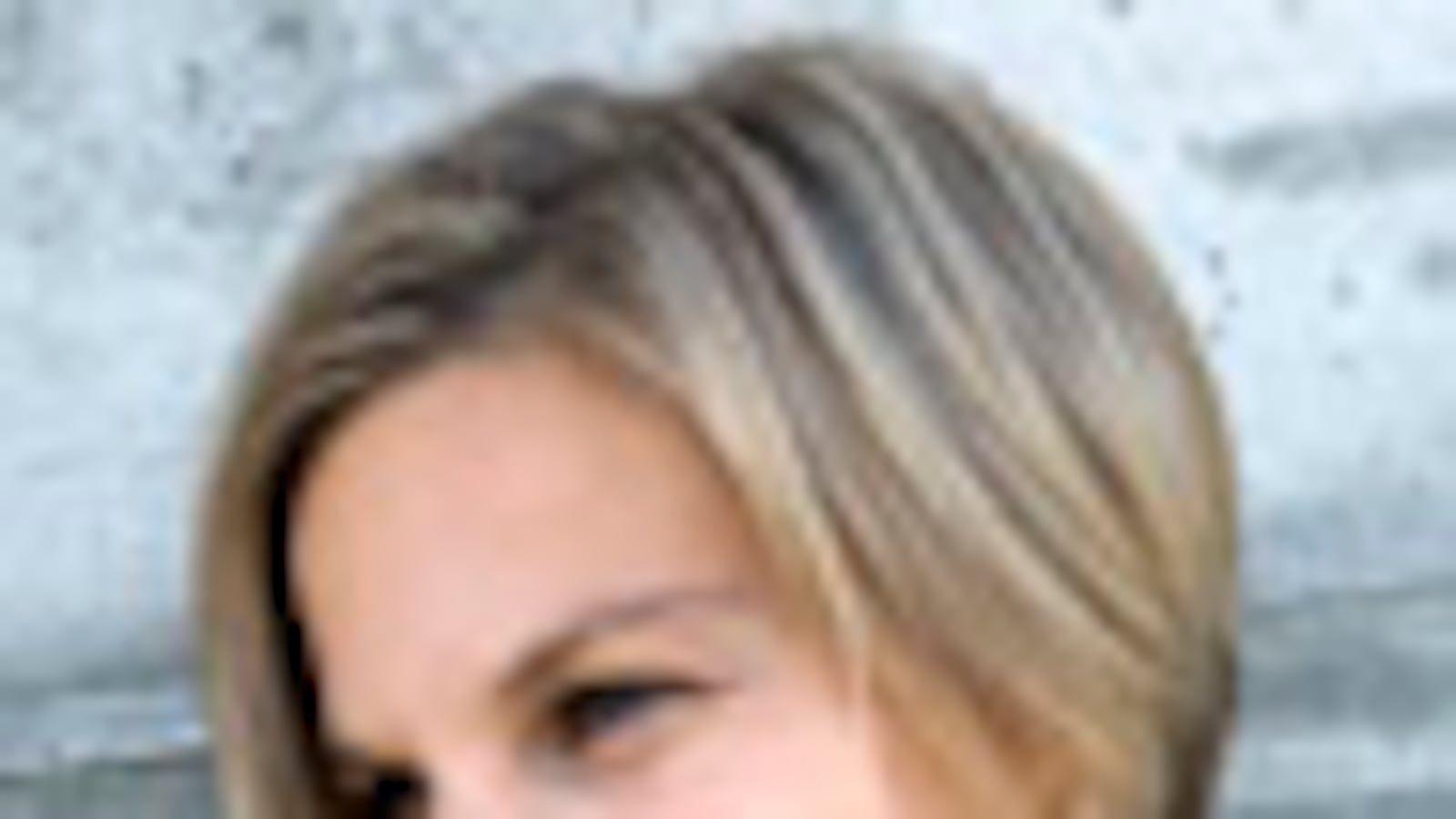 articles/2009/10/04/early-oscar-predictions/author-photo---nicole-laporte_zesbcj