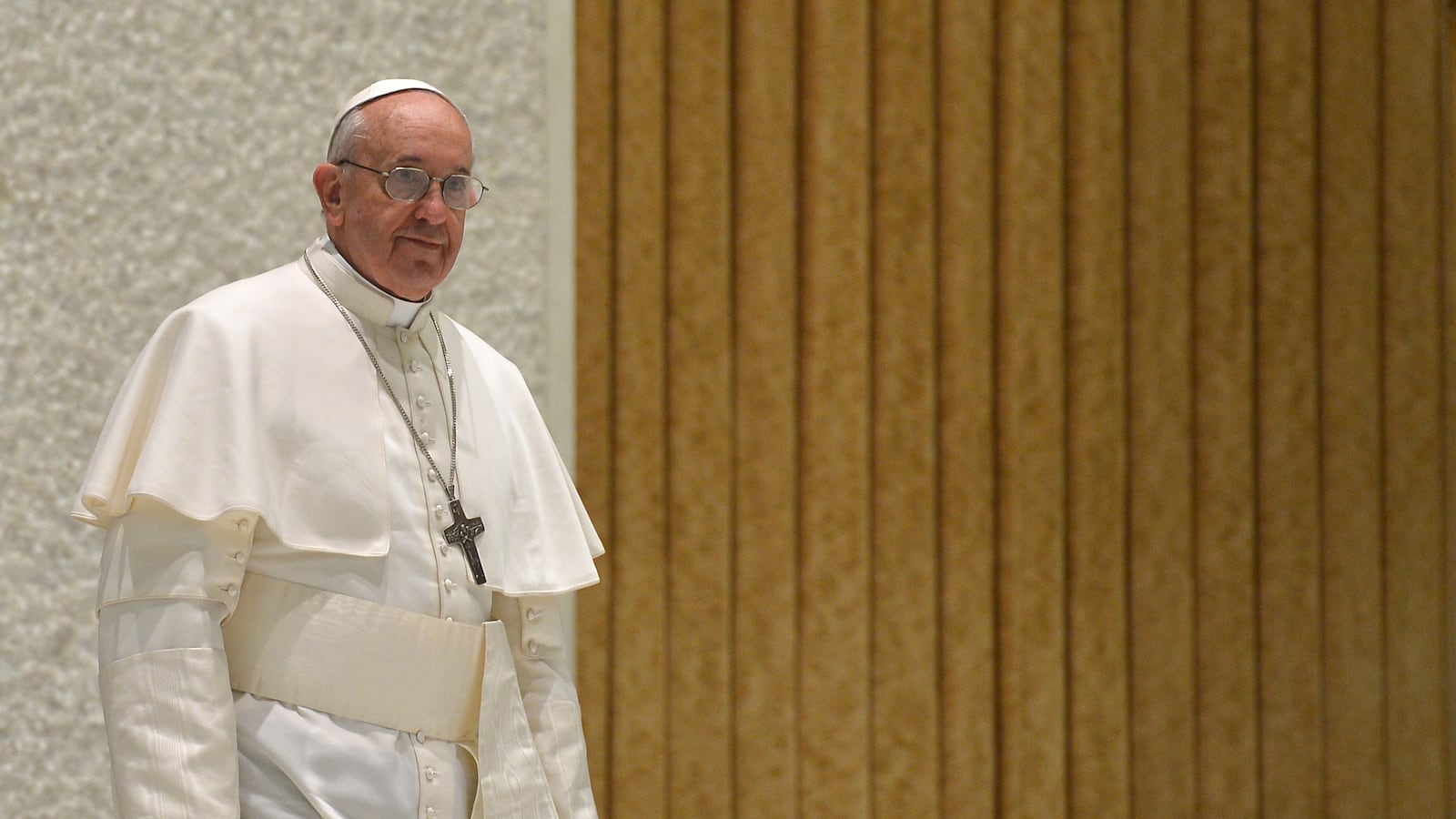 articles/2013/03/17/the-legacy-of-argentina-s-dirty-war-is-a-problem-for-lots-of-people/130316-szuchman-pope-dirty-war-tease-embed_ur8rou