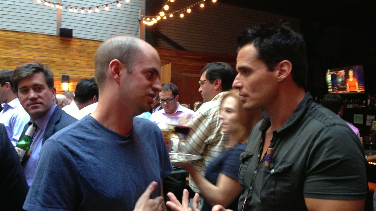 articles/2013/08/20/90s-soap-star-antonio-sabato-jr-is-my-wingman/130820-crocker-sabato-tease_bpzo0k