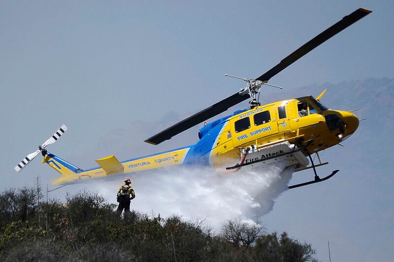 galleries/2013/05/03/inferno-rages-in-southern-california-photos/calif-fire-03_cdhsew