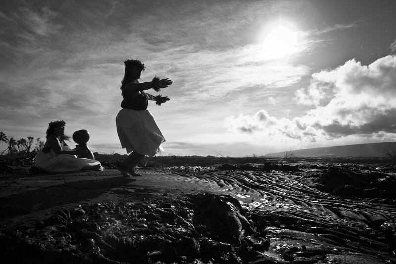 galleries/2014/06/19/when-they-dance-by-paula-lobo-photos/140618-paula-lobo4_kjmjkm