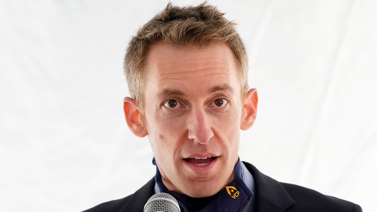 220708-jason-kander-hero_umapyc