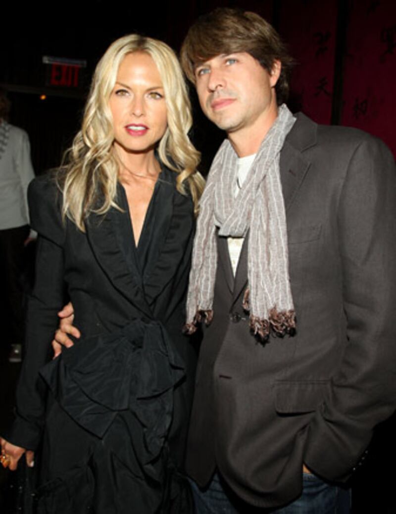 galleries/2009/09/15/marc-jacobs-v-magazine-celebrate-lady-gaga/marc-jacoparty-11_i3jnk3