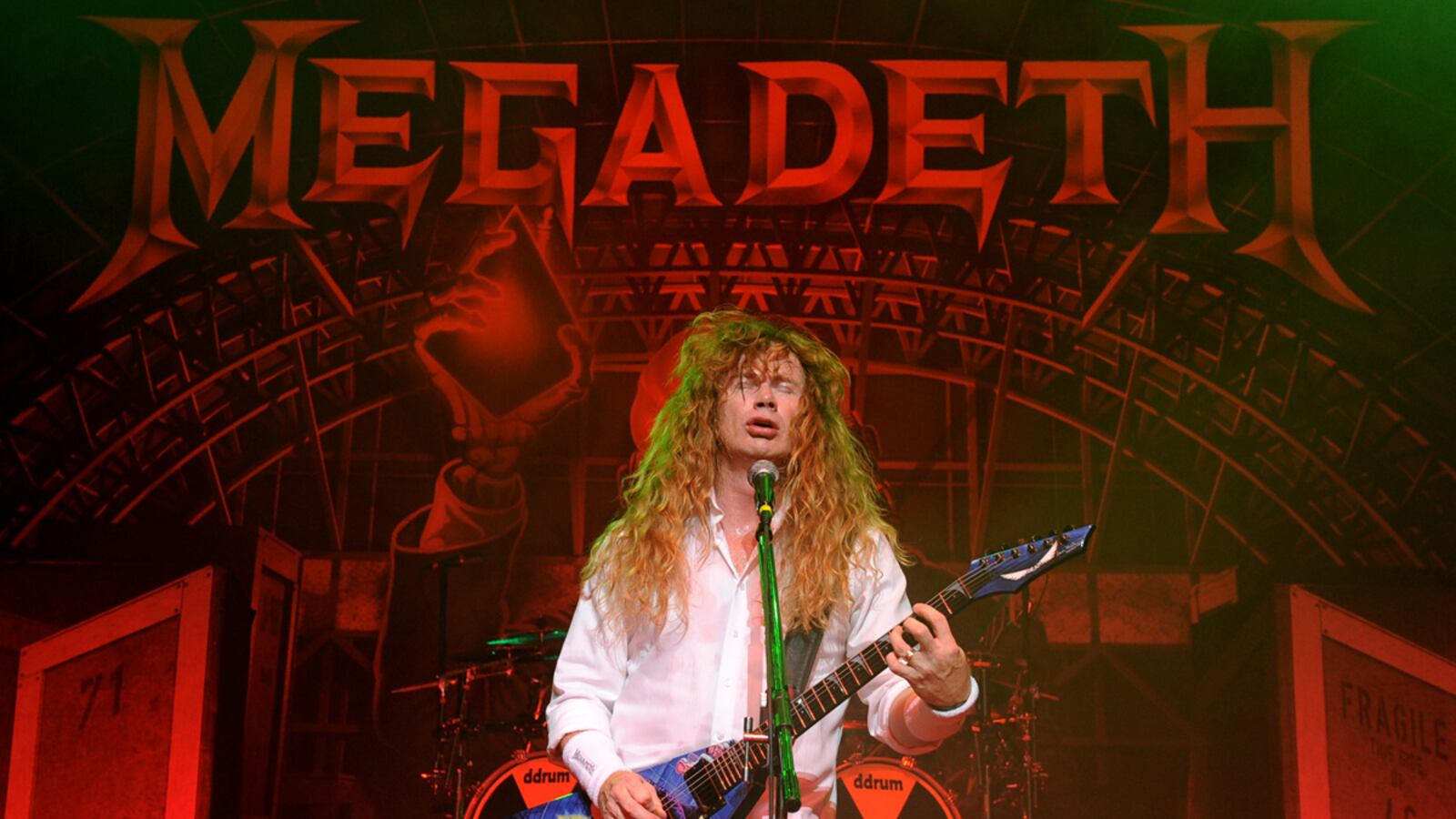 articles/2012/02/15/megadeth-frontman-dave-mustaine-endorses-rick-santorum/dave-mustaine-santorum-sessions-teaser_cnfosn