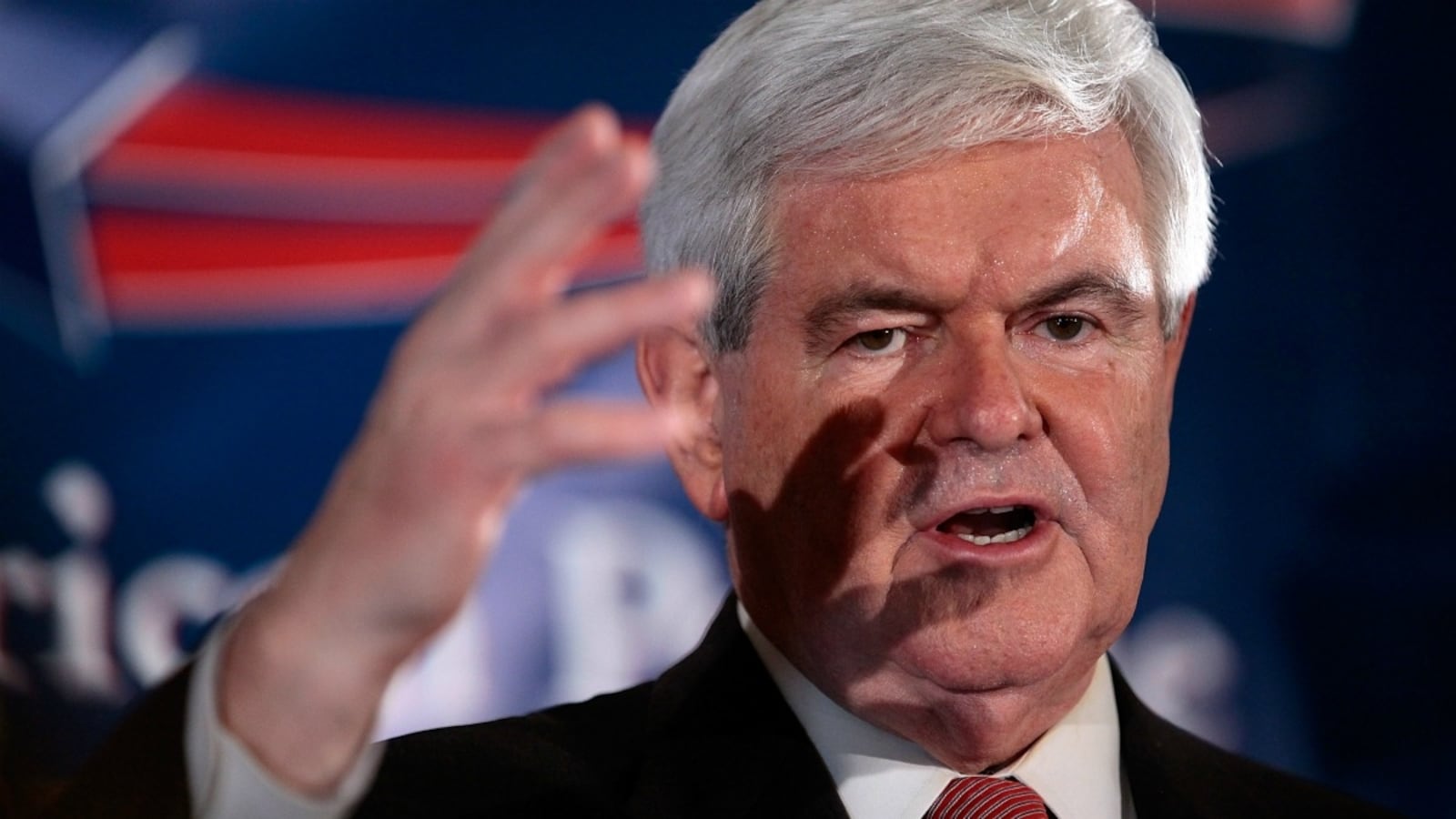 articles/2012/01/23/newt-gingrich-trivial-issues-warrior/newt-gingrich-cnn_tvgpql