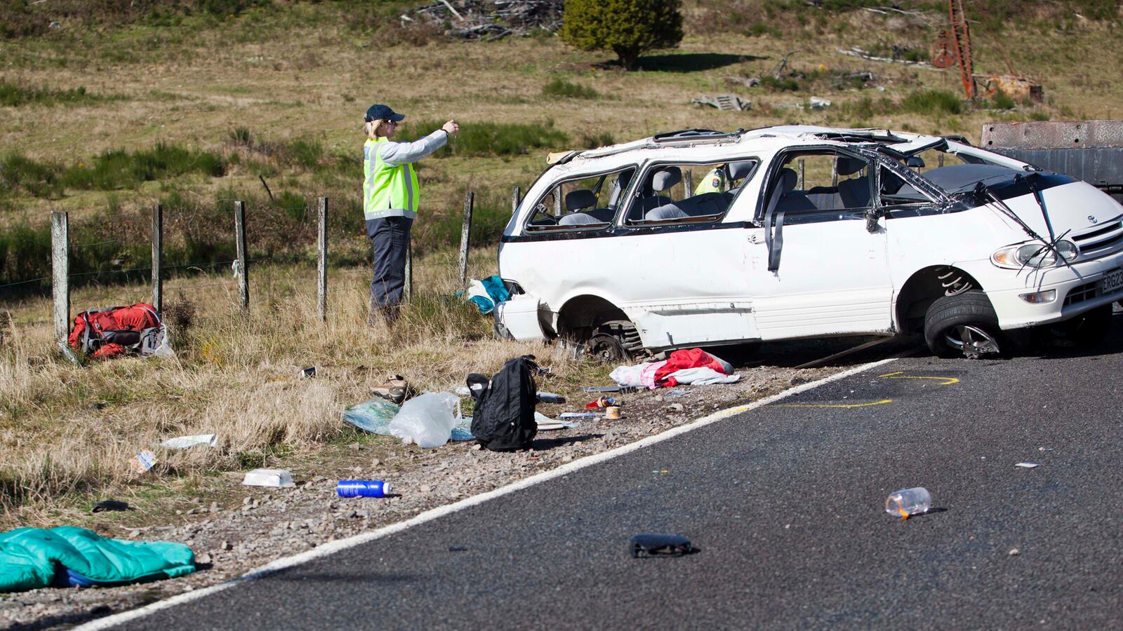 cheats/2012/05/12/three-bu-students-killed-in-crash/new-zealand-boston-u-cheat_cuqm2m