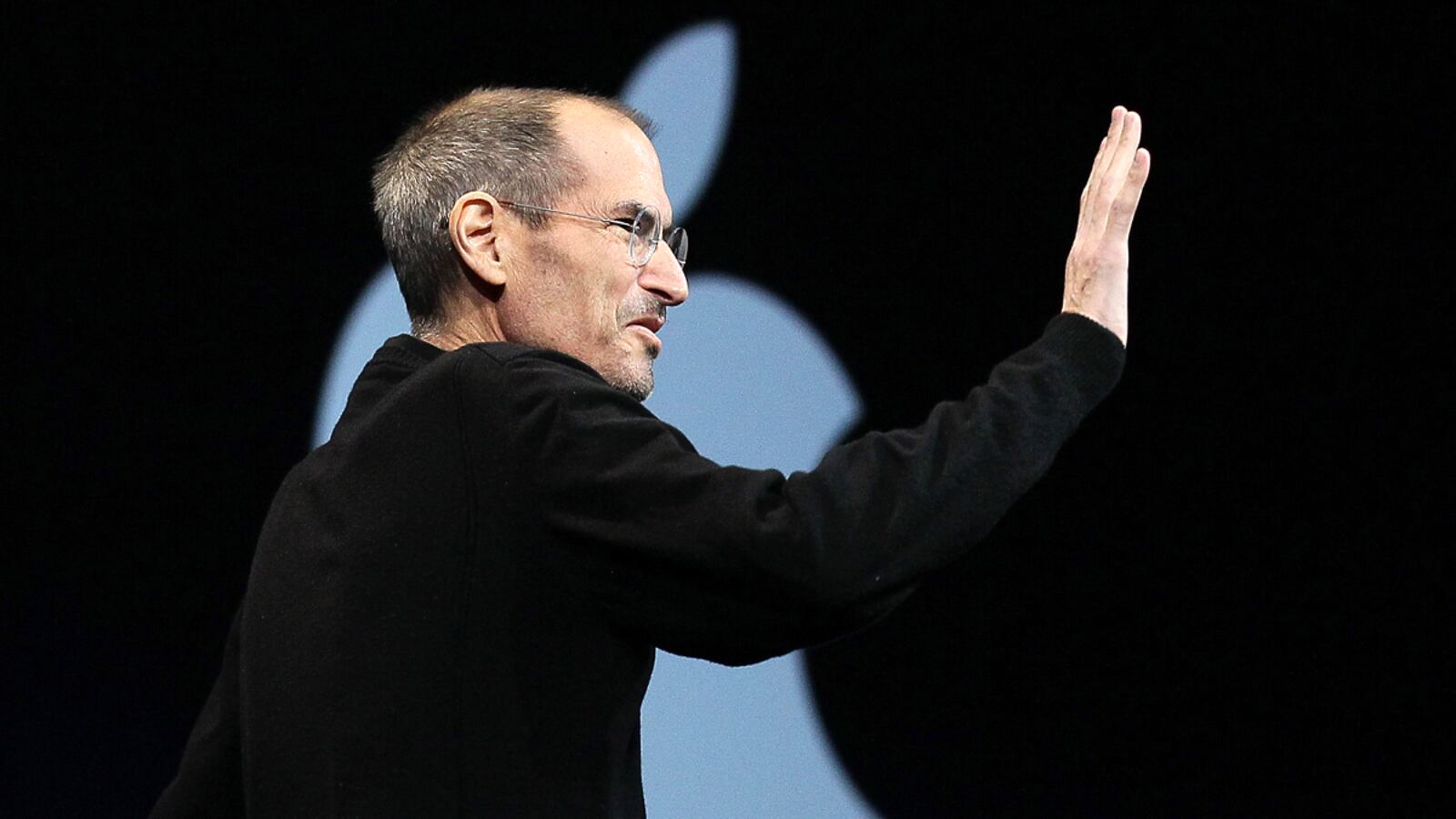 articles/2011/07/19/apple-earnings-report-steve-jobs-rumors-don-t-hurt-company/apple-profits-jobs-lyons_i0gnmk