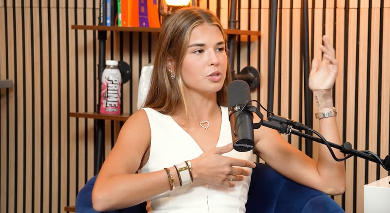 Kai Trump with a bandage on her left wrist.