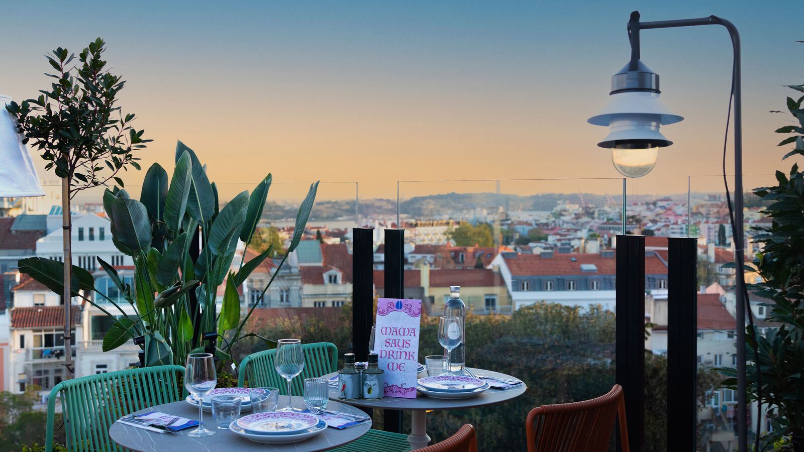 220506-Cardinal-Mamma-Shelter-Libson-tease-option-02_yswnyu