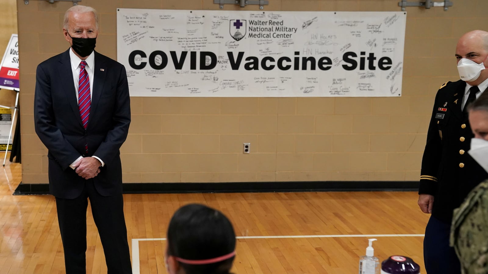 2021-02-01T200354Z_724855998_RC2WJL9UX8S3_RTRMADP_3_HEALTH-CORONAVIRUS-USA-PROPOSALS_wnogyx