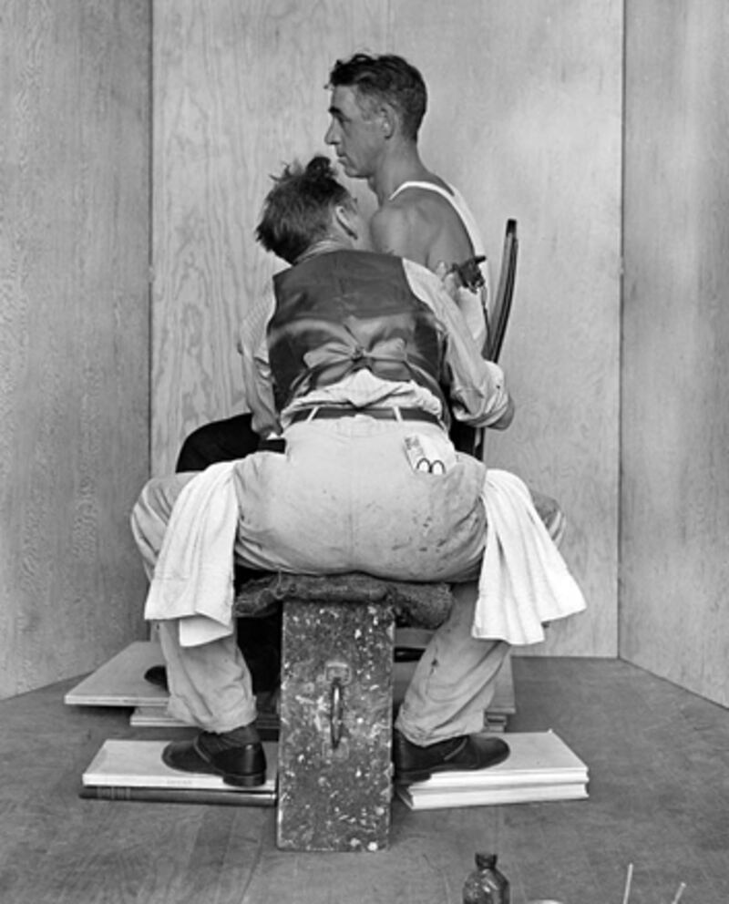 galleries/2009/12/21/norman-rockwell-double-takes/norman-rockwell-behind-the-camera-7_x16sor