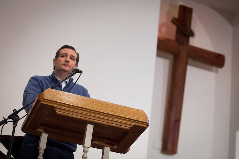 HOOKSETT, NH - FEBRUARY 04: Republican presidential candidate Ted Cruz (R-TX) speaks at the Emmanuel Baptist Church on February 4, 2016 in Hooksett, New Hampshire. Democratic and Republican Presidential candidates are stumping for votes throughout New Hampshire leading up to the Presidential Primary on February 9th. (Photo by Matthew Cavanaugh/Getty Images)