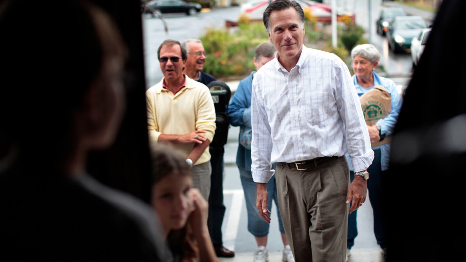 articles/2011/08/23/mitt-romney-john-kerry-and-more-painfully-awkward-politicians/awkward-romney-lawrence_a3cpl3