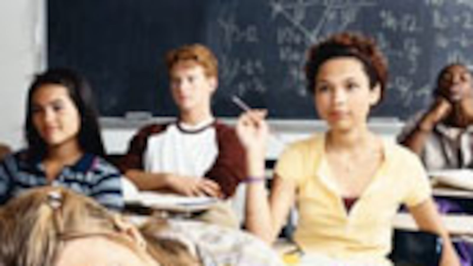 articles/2008/11/24/a-19-year-old-economist-solves-the-financial-crisis/bissonnette-home-ec_5657_iyehik