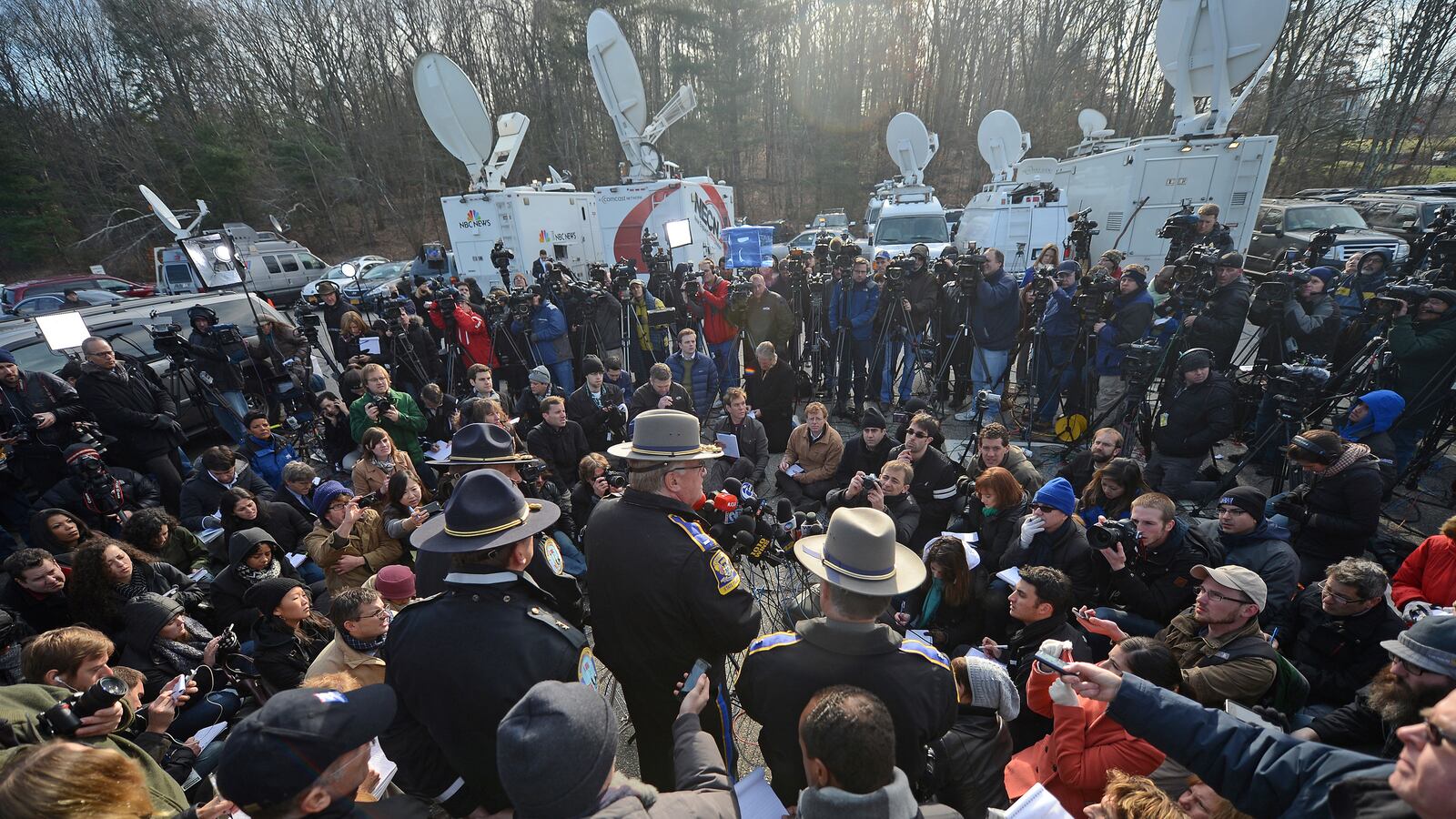 articles/2012/12/16/there-s-no-crying-in-journalism-even-after-the-horrifying-connecticut-school-shootings/no-crying-in-journalism-ashburn-tease_zyalkg