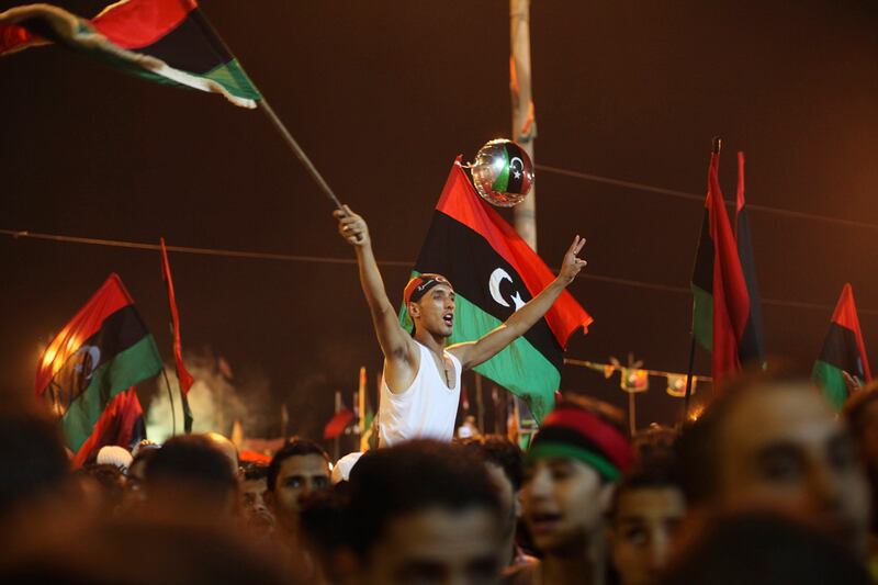 galleries/2011/08/21/libya-rebels-take-tripoli-capture-gaddafi-sons-photos/libyan-rebels4_qsaimn