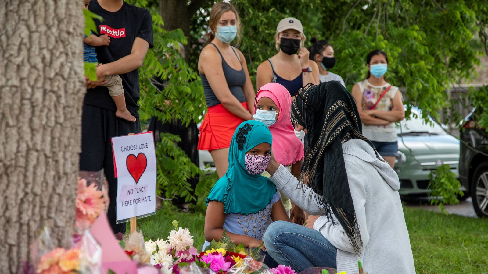 2021-06-08T195558Z_1174999737_RC2JWN9JA03I_RTRMADP_3_CANADA-ATTACK_anztef