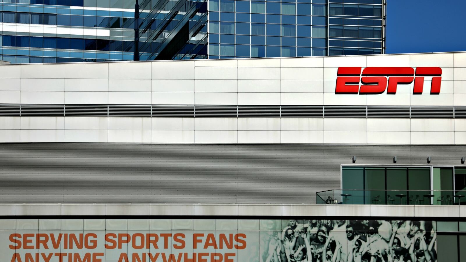 cheats/2017/04/26/espn-lays-off-100-staffers-including-on-air-talent/170426-espn-layoffs-cheat_mx1od2