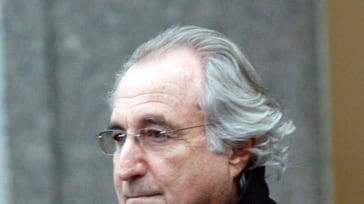 articles/2009/07/05/the-madoff-victims-who-came-out-ahead/epstein-bernard-madoff-feeding-frenzy_36038_a6xk1e