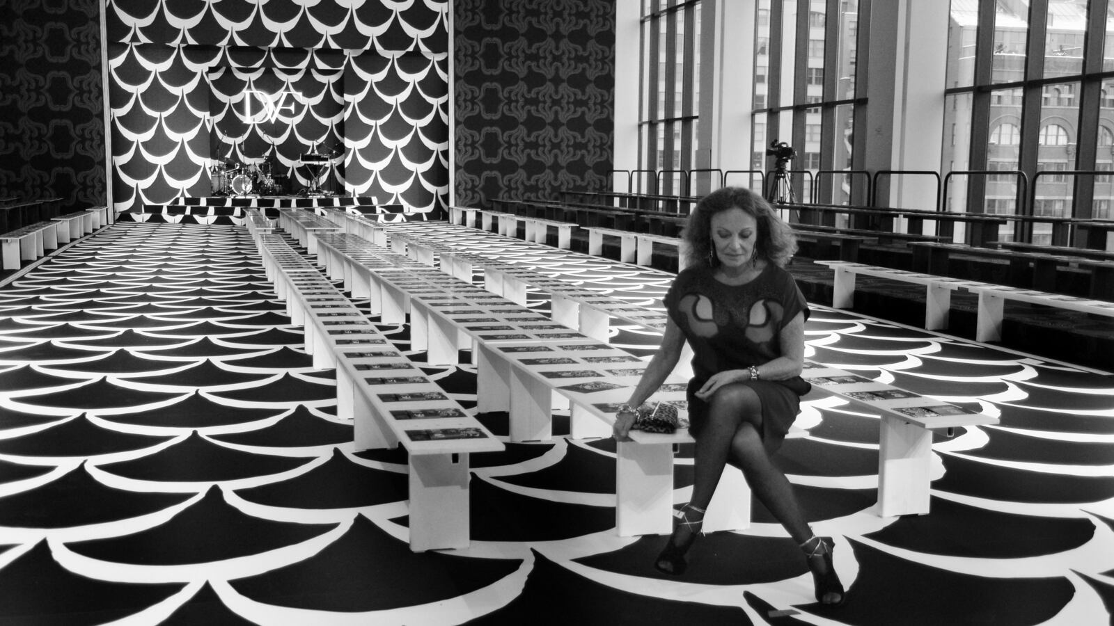 articles/2014/10/15/diane-von-furstenberg-how-she-became-the-woman-she-wanted-to-be/141015-furstenberg-excerpt_g9helm