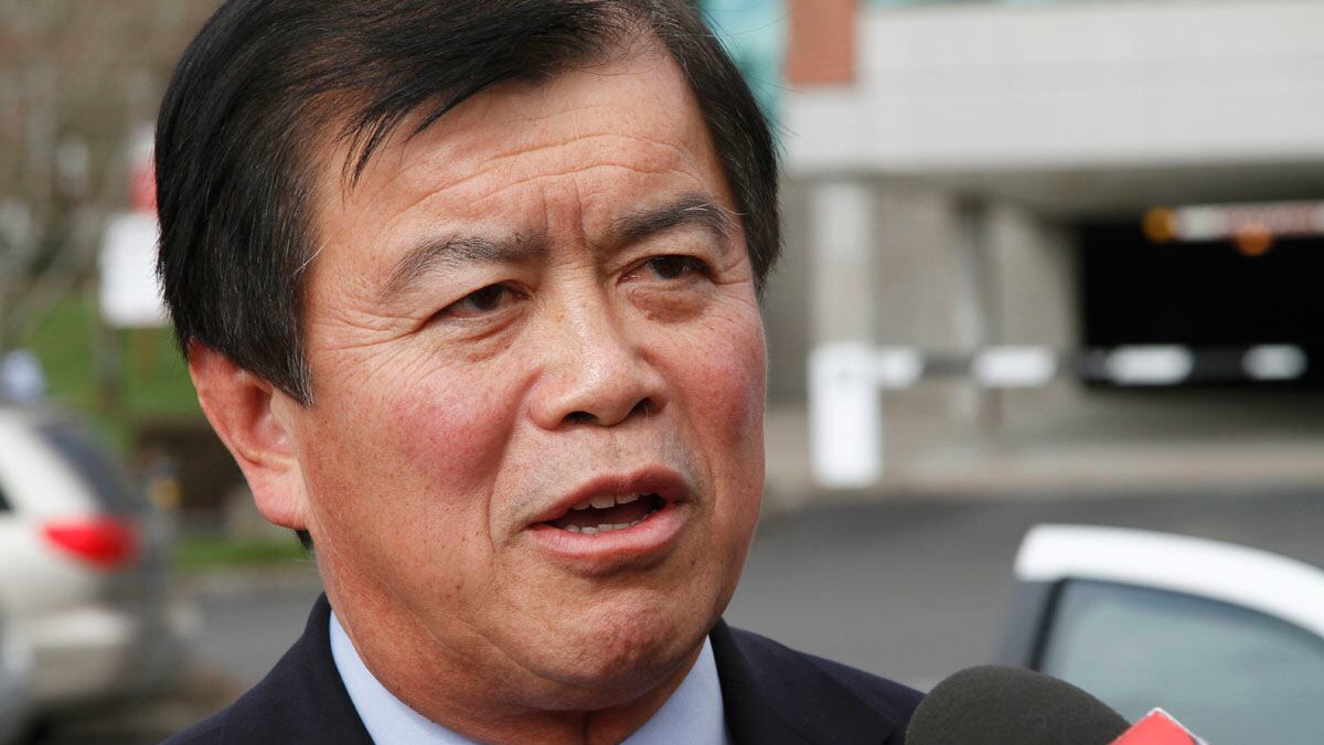 articles/2011/07/27/david-wu-sex-scandal-what-happens-after-his-resignation/david-wu-resignation-ross_yygpck