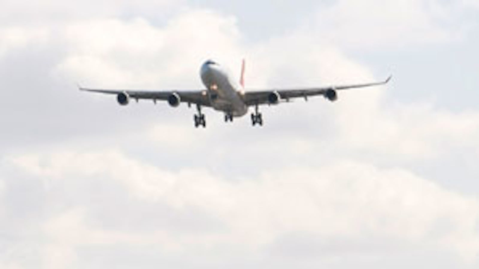 cheats/2010/04/22/european-flights-return-to-normal/europe-flights_o5cc8o