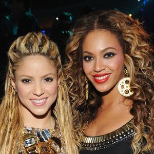 Singers Shakira and Beyonce poses for a picture backstage during the 2009 MTV Europe Music Awards