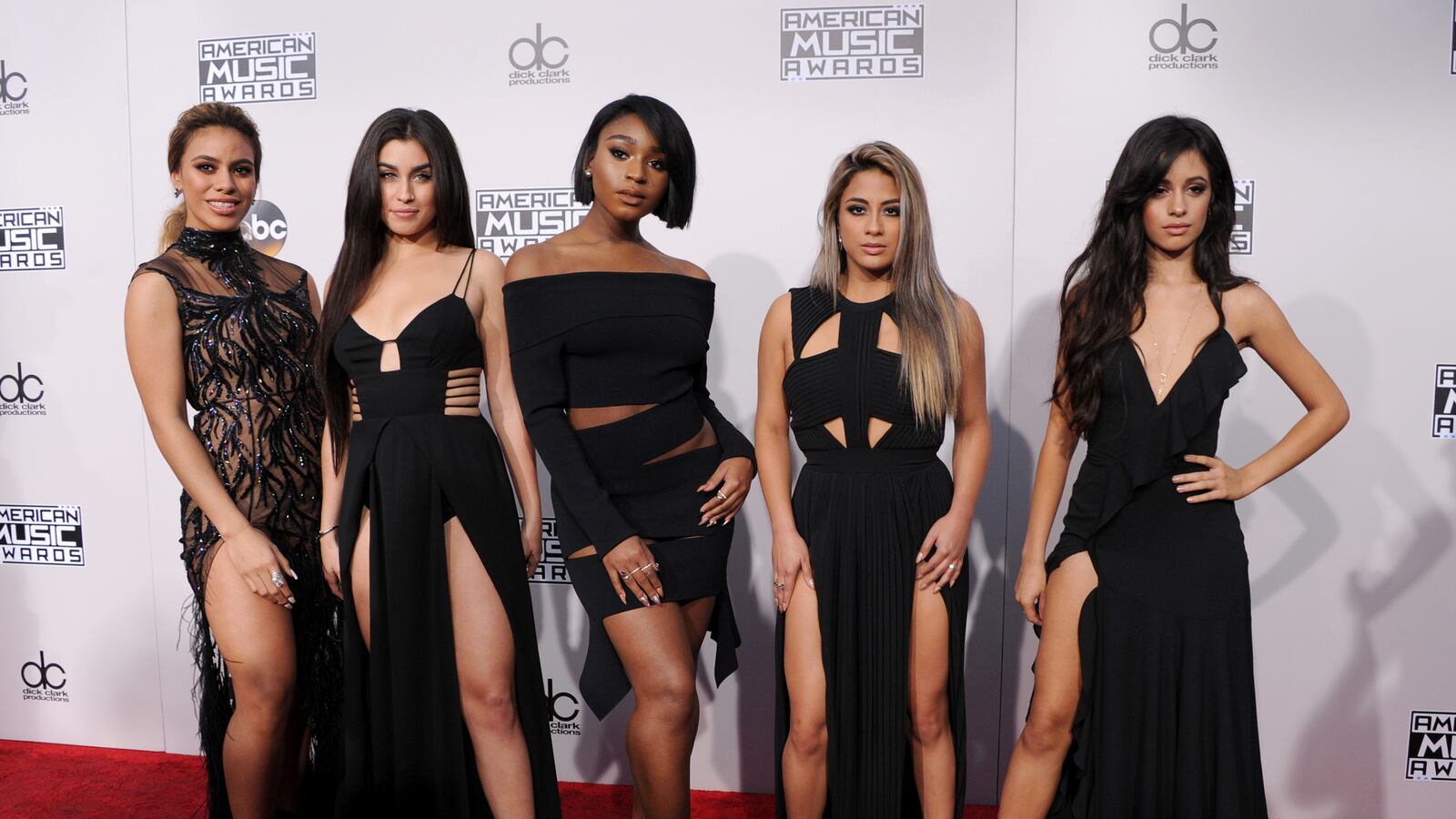 LOS ANGELES, CA - NOVEMBER 20: Singers Dinah Jane Hansen, Lauren Jauregui, Normani Hamilton, Ally Brooke and Camila Cabello of Fifth Harmony arrive at the 2016 American Music Awards at Microsoft Theater on November 20, 2016 in Los Angeles, California. (Photo by Gregg DeGuire/WireImage)