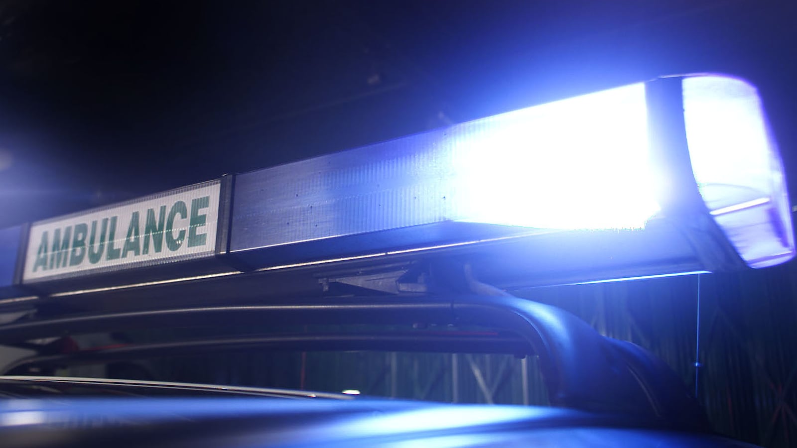 2002-06-28T000000Z_2136575488_RP3DRIBKWSAB_RTRMADP_3_BRITAIN_2_xdf9q7