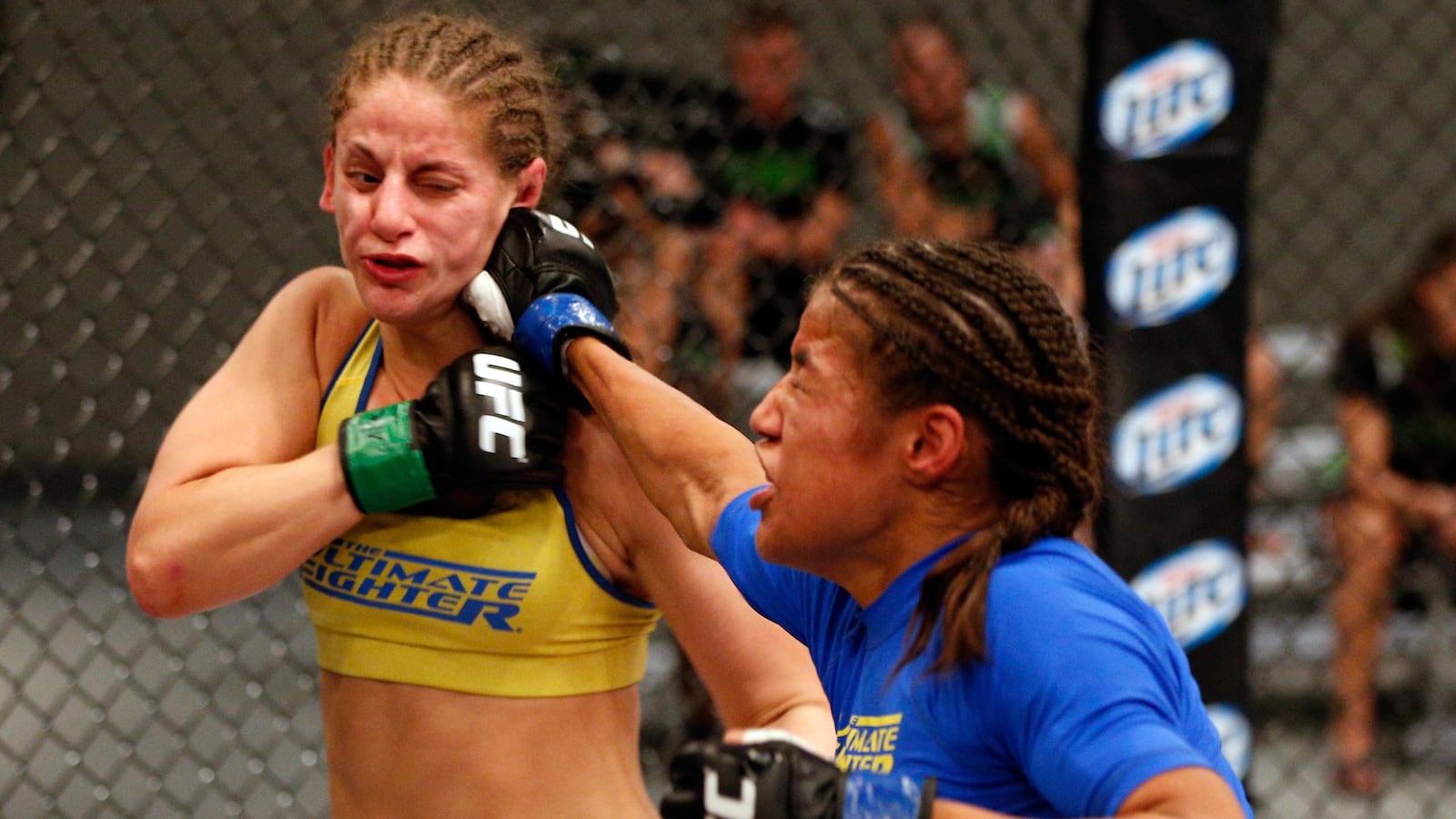 cheats/2013/12/01/pena-wins-ultimate-fighting-crown/131201-julianna-pena_zstjql