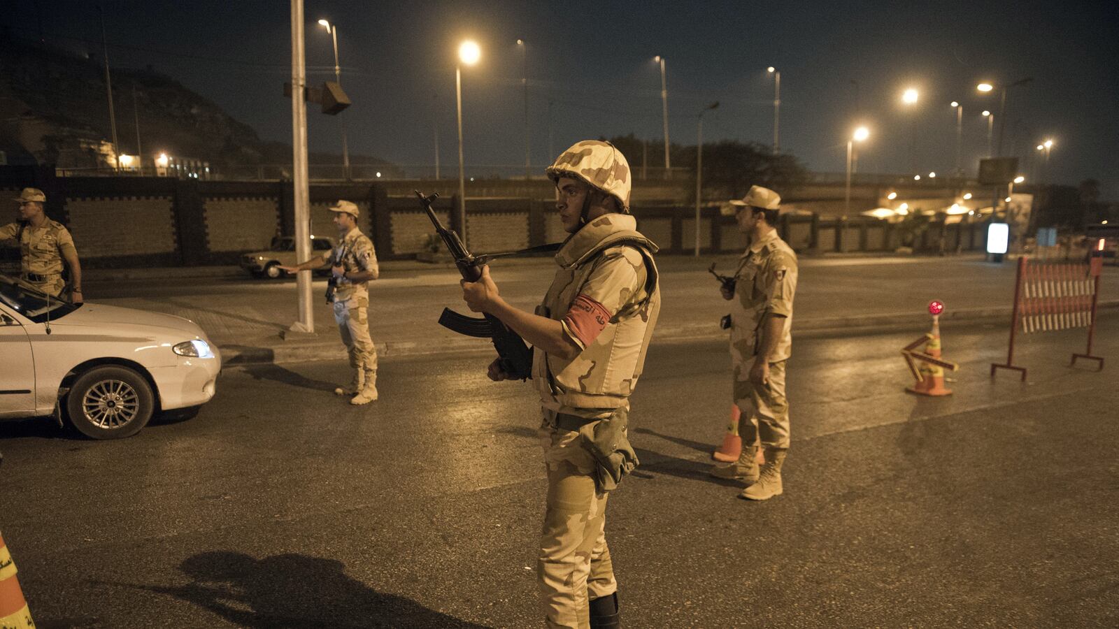 cheats/2013/08/20/u-s-secretly-cuts-aid-to-egypt/130820-egypt-aid1-cheat_yvhx6h